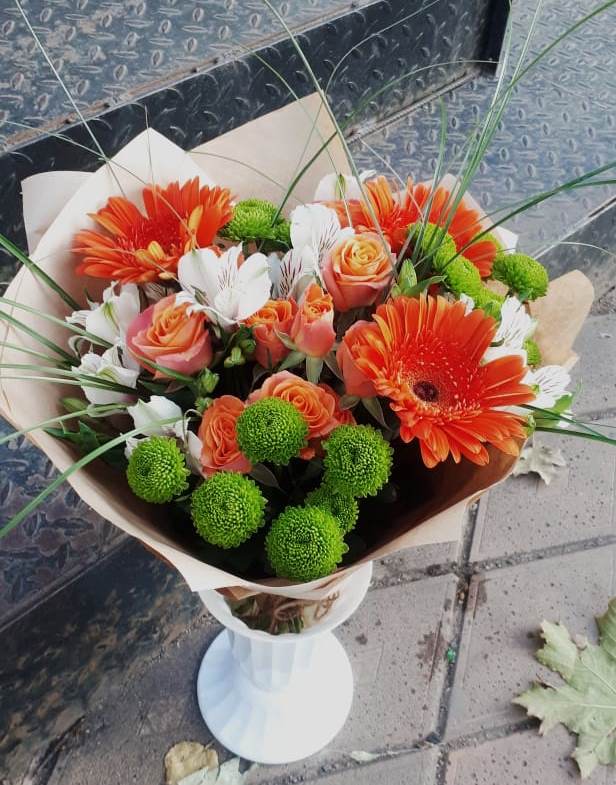 Букет цветов из: Герберы, Хризантемы, Альстромерии и Розы в Песковке