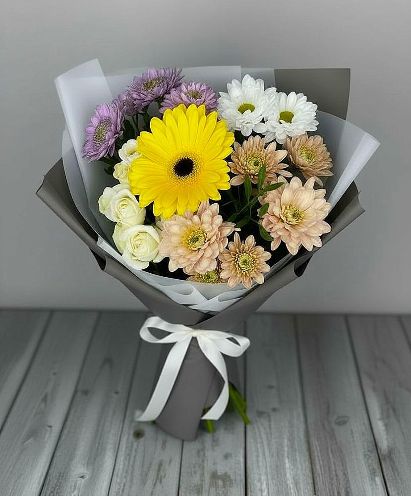 Букет цветов из: Розы, Герберы и Хризантемы в Песковке