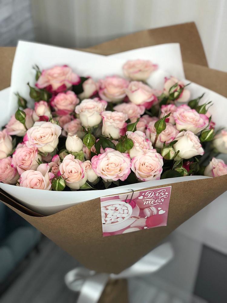 Букет цветов из: Розы в Песковке