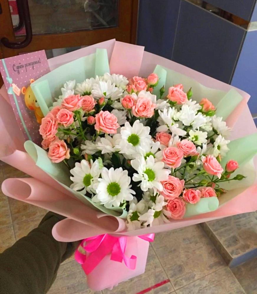 Букет цветов из: Розы и Хризантемы в Песковке