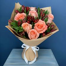 Букет цветов из:  Розы и Альстромерии в Песковке