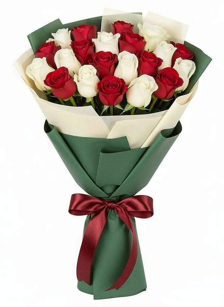 Букет Микс из красных и белых роз в Песковке