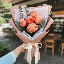 Букет цветов из:  Розы в Песковке