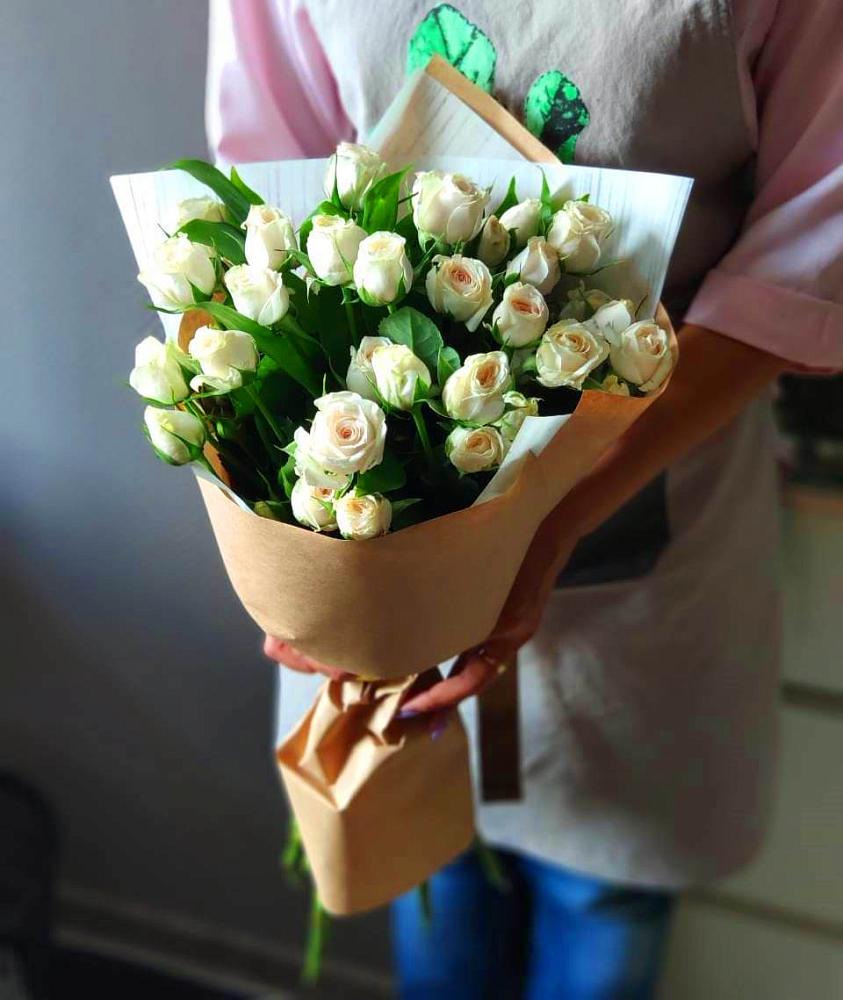 Букет цветов из: Розы в Песковке