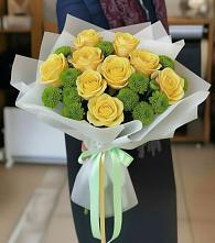 Букет цветов из:  Хризантемы и Розы в Песковке