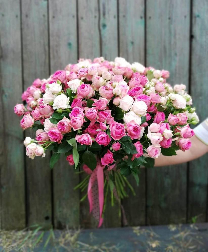 Букет Розовые кустовые розы Натали и Лав Лидия в Песковке