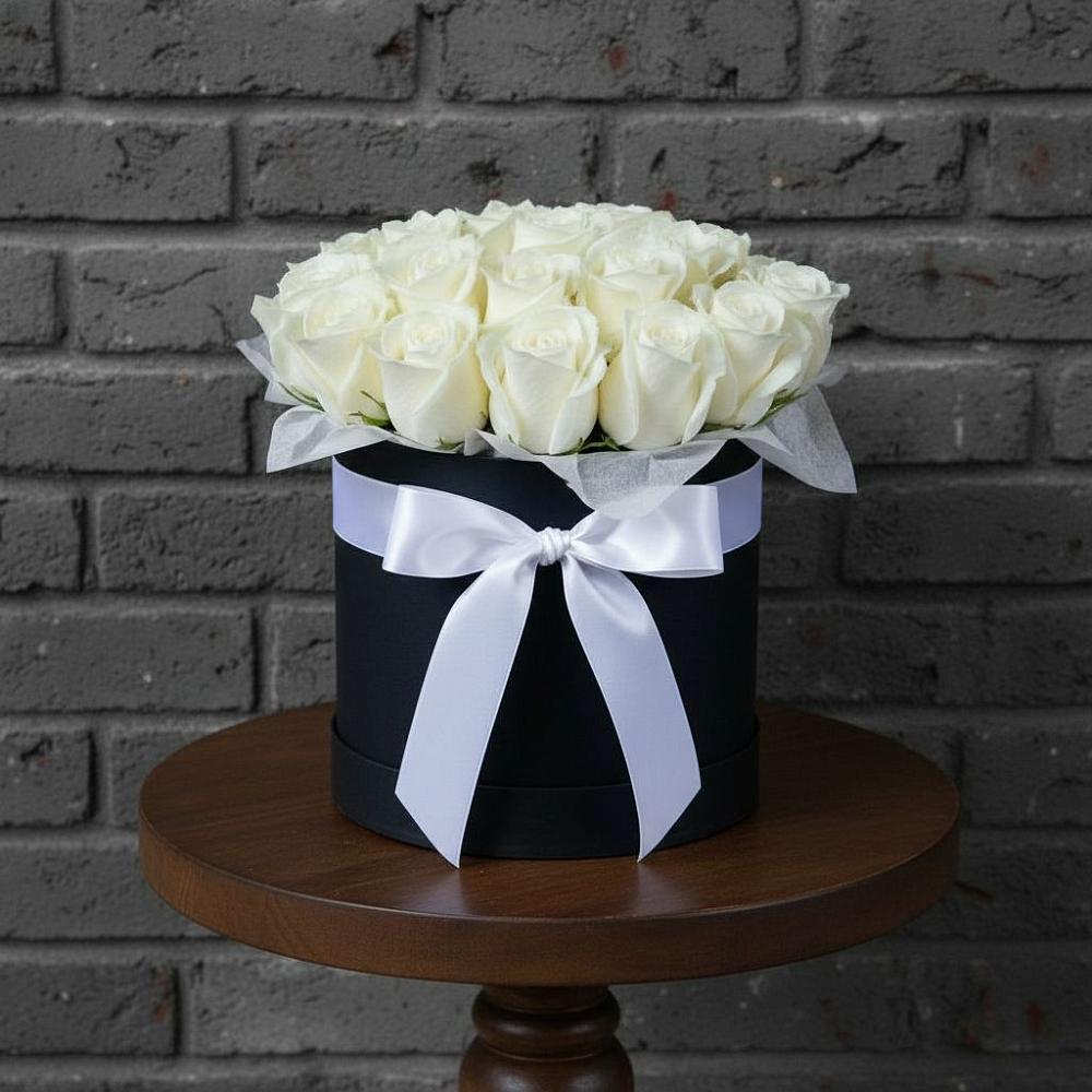 Цветочная композиция из Розы в шляпной коробке в Песковке