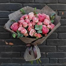 Букет цветов из:  Розы в Песковке